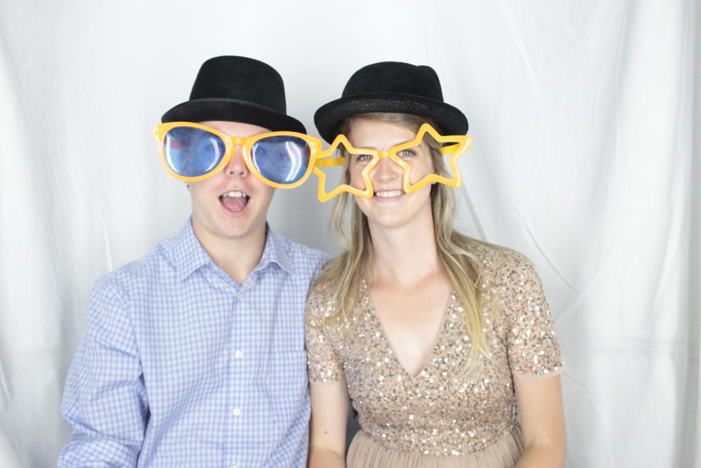 Mr & Mrs Guillen | View more photos from the event at gallery.myphotoboothexperience.co.uk/u/MyPhotoBoothExperienceLtd/Mr-Mrs-Guillen